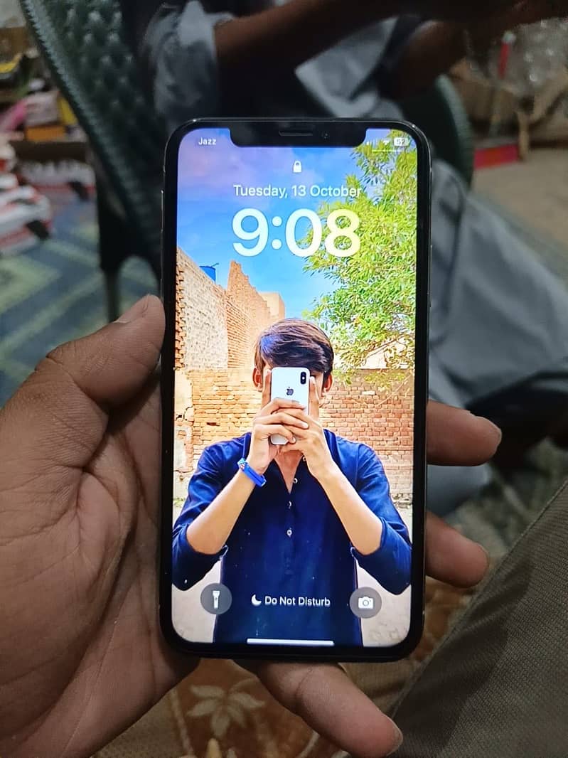 Apple iPhone X 3