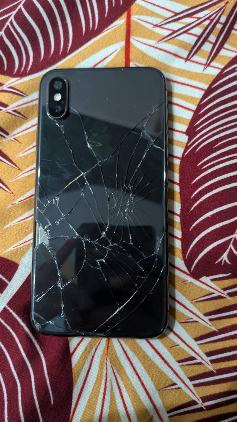 Apple iPhone XS 3