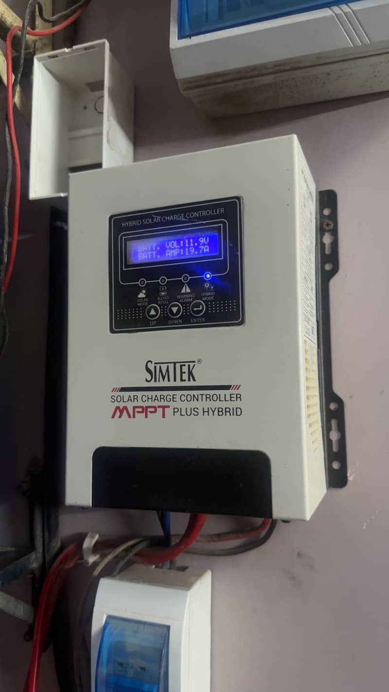 Simtek MPPT Controller 70 Ampir 0