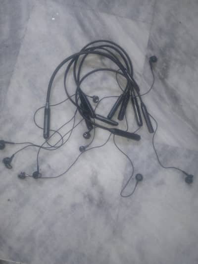 Wireless neckband best for daily use