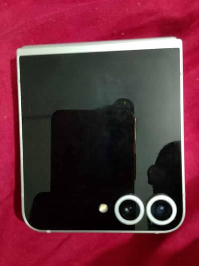 Samsung Z Flip 6