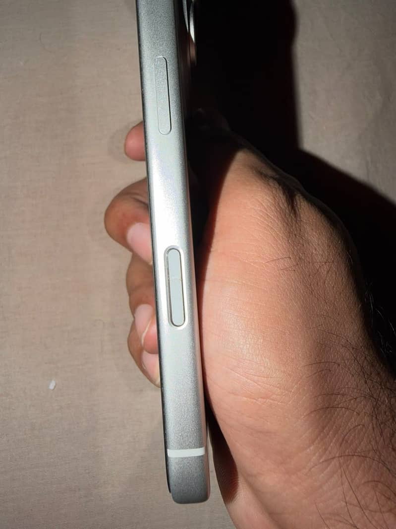 Apple iPhone 17 Pro 1