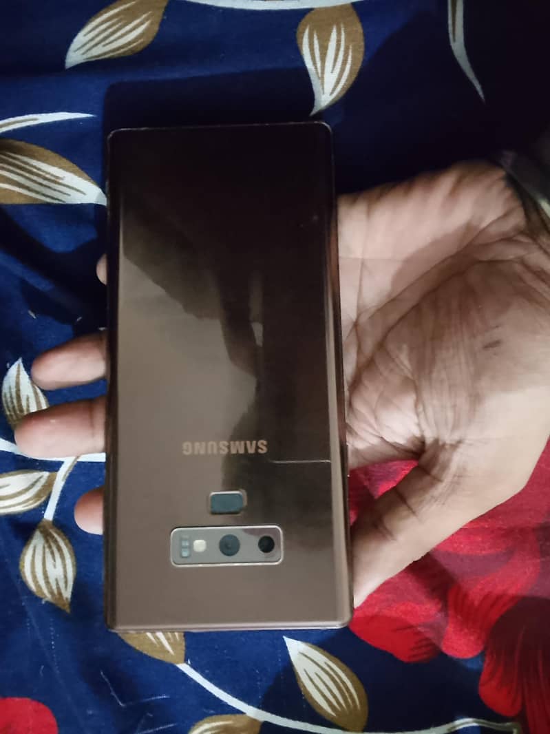 Samsung Mobile Note 9 1