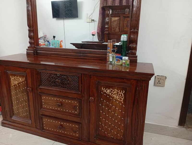 bed set with dressing table 6