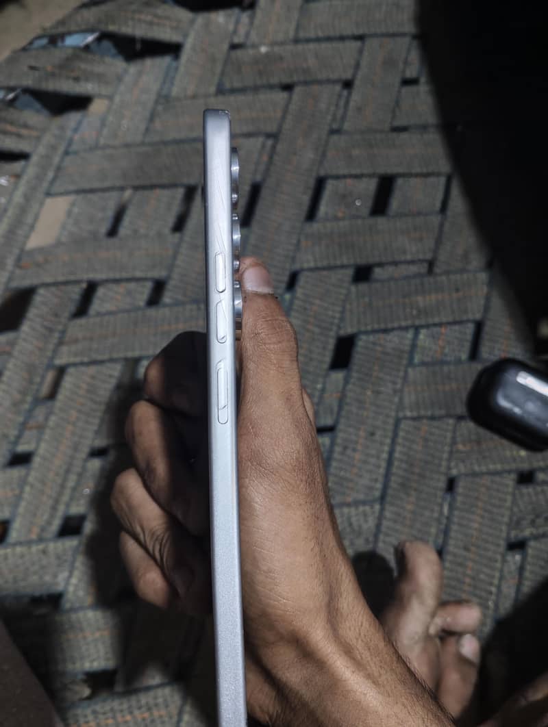 Tecno Spark 40 pro 1