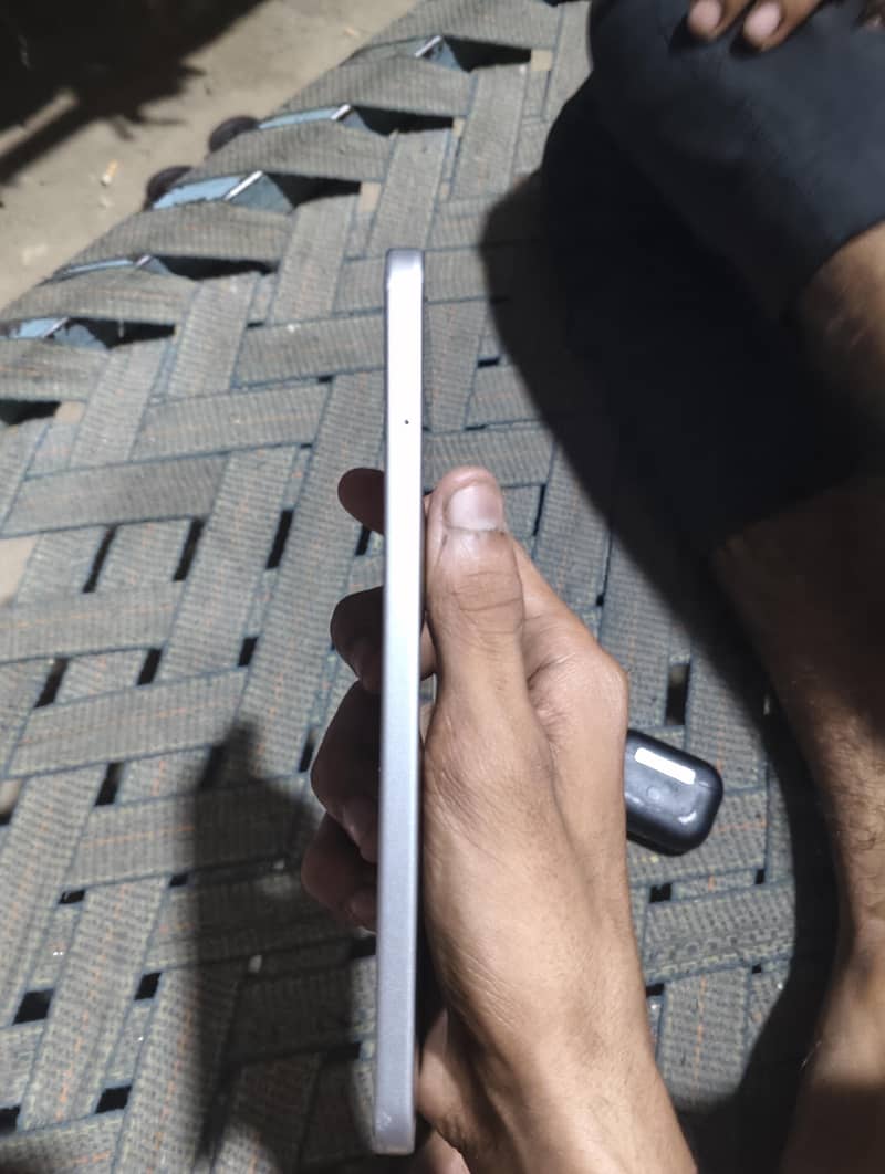 Tecno Spark 40 pro 3