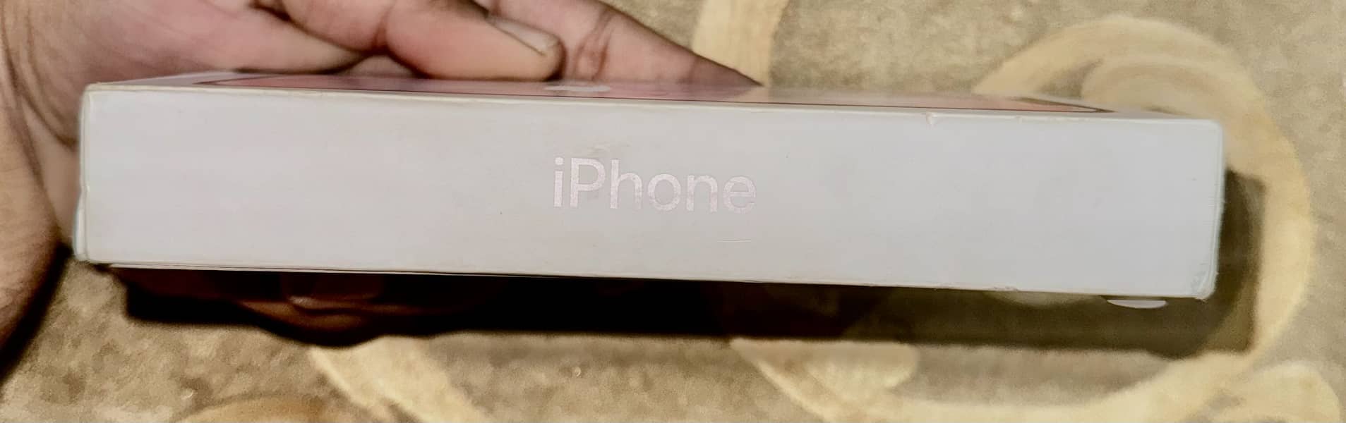 iPhone 17e JV Box Pack 1