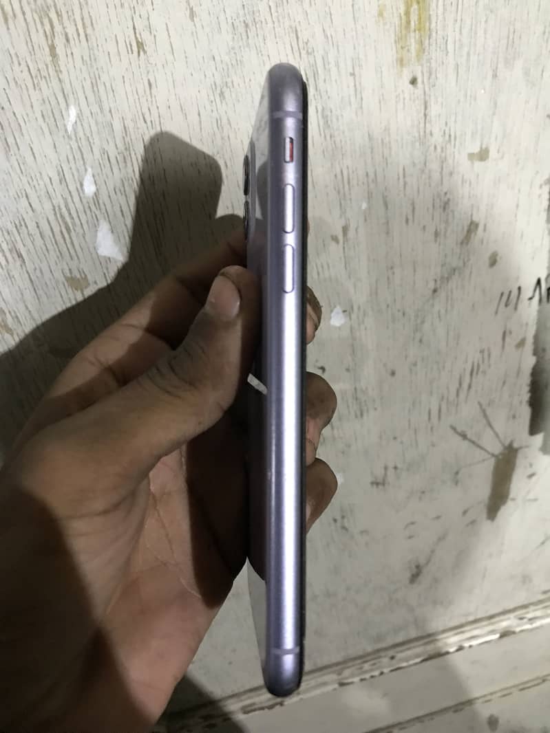Apple iPhone 11 no exchange any mobile 5
