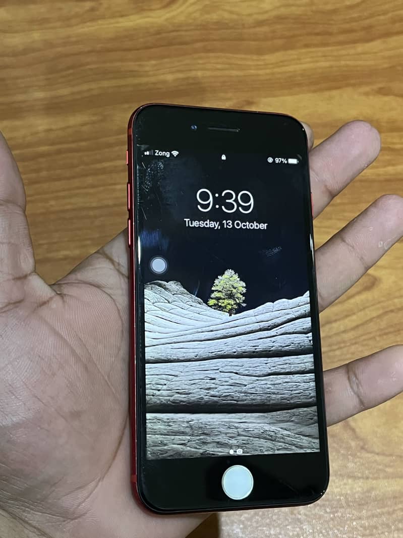 Apple iPhone 7 3