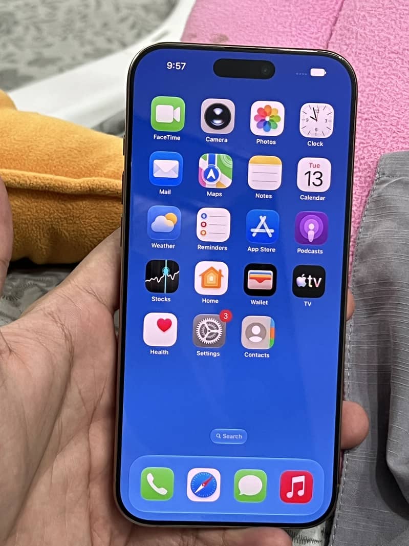 Apple iPhone 16 Pro Max 5