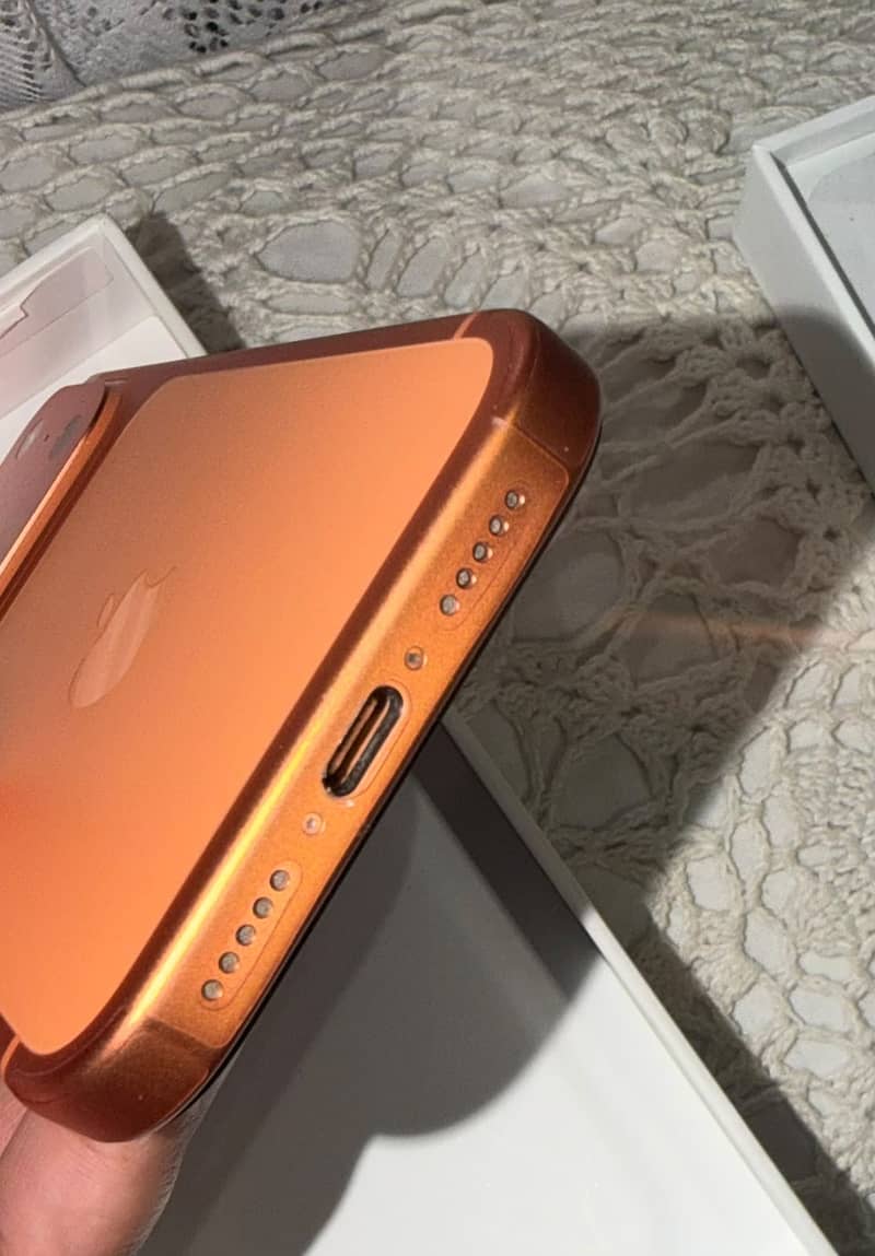 Apple iPhone 17 Pro 2