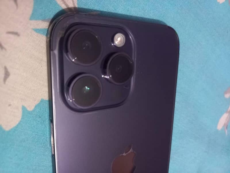 Apple iPhone 14 Pro Max 4