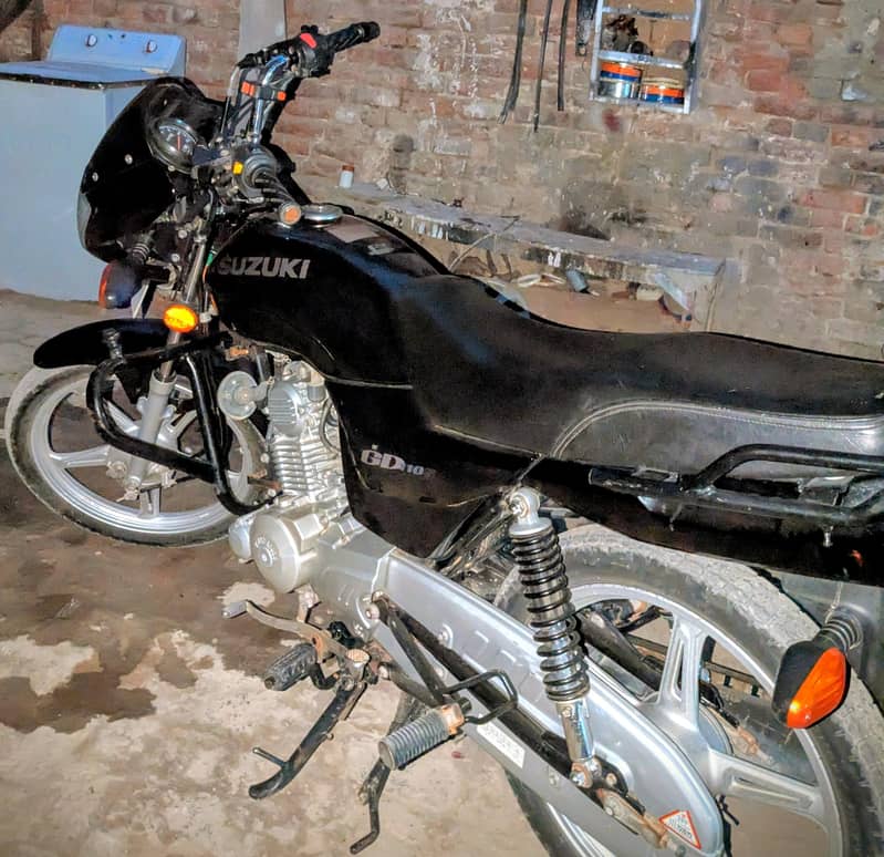 Suzuki 2