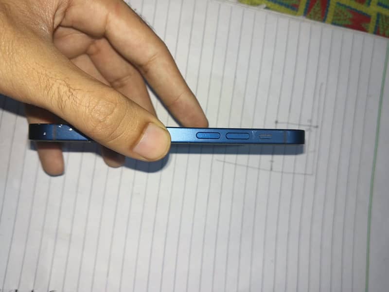 Apple iPhone 12 mini 0