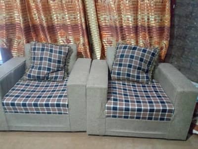 5 Seater Sofa Set with Covers - Good Condition