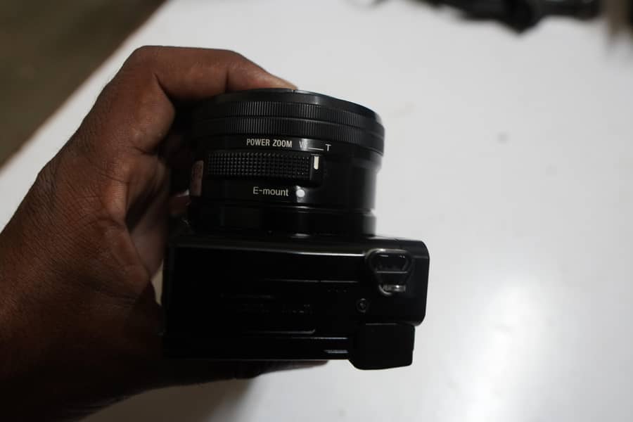 Sony a6100 3