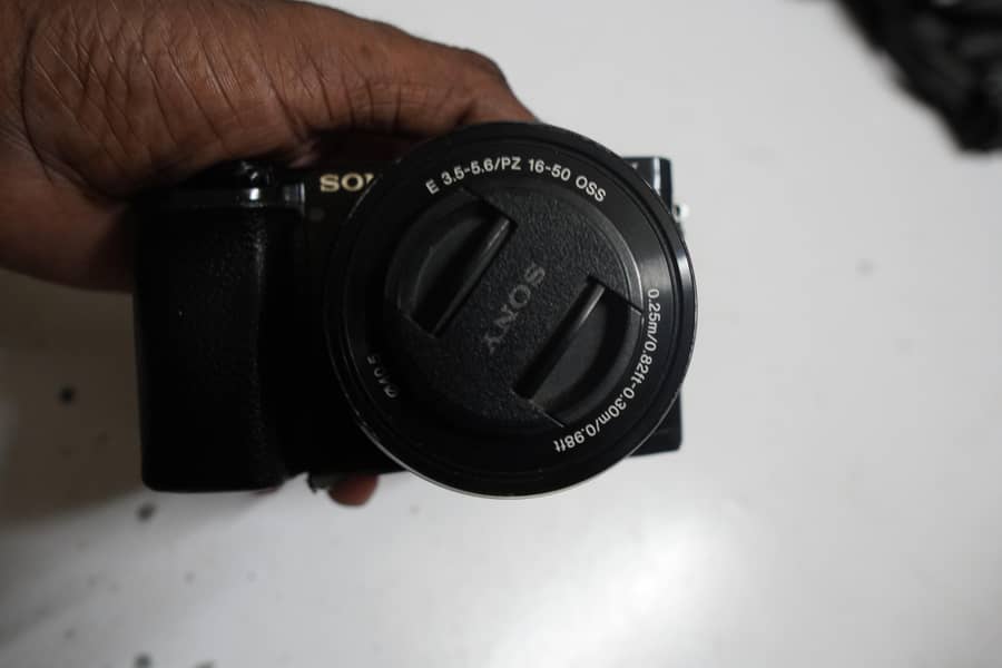 Sony a6100 6