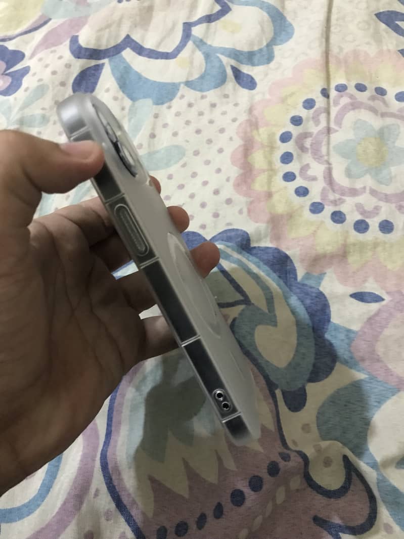 Apple iPhone 14 1
