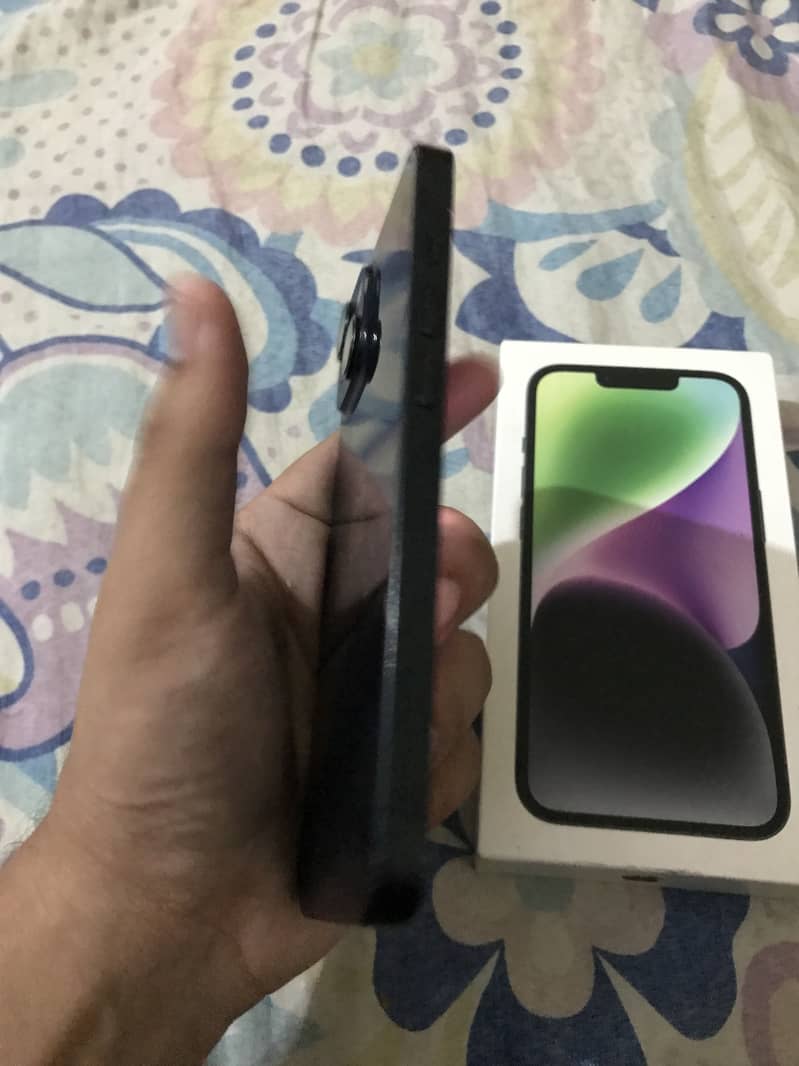 Apple iPhone 14 6