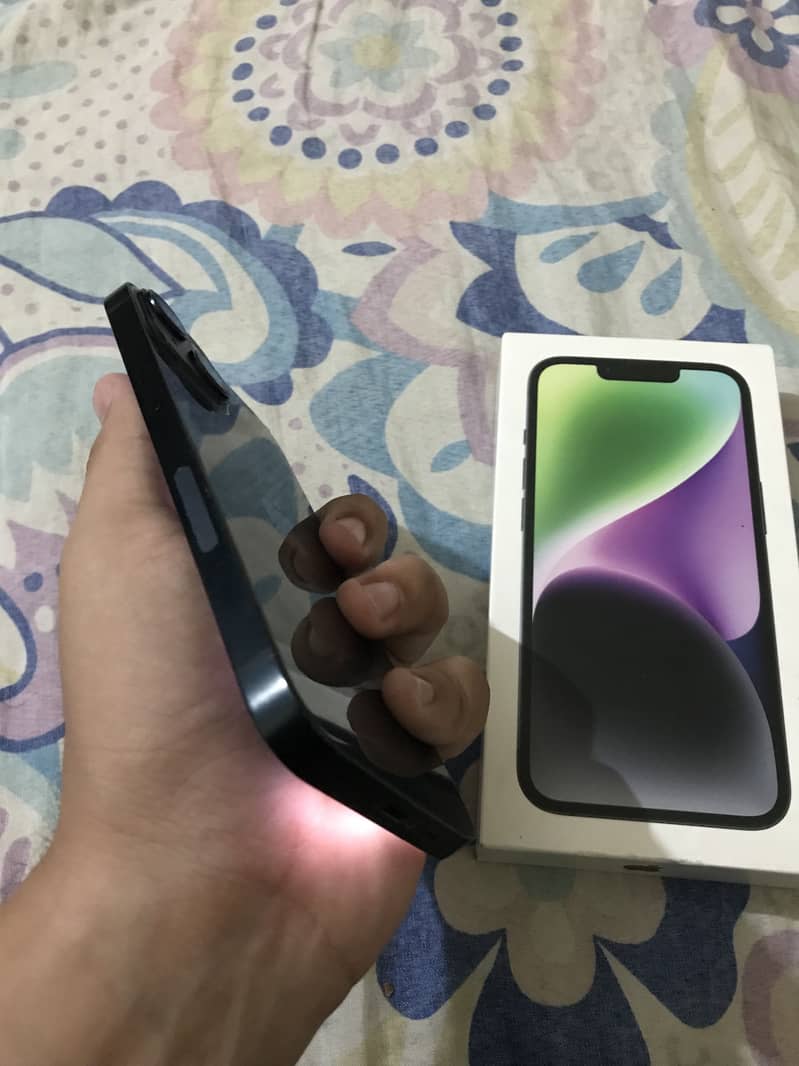 Apple iPhone 14 8