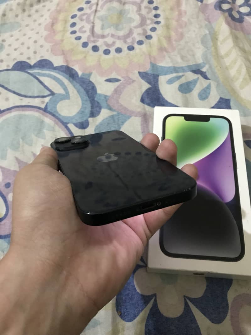 Apple iPhone 14 9