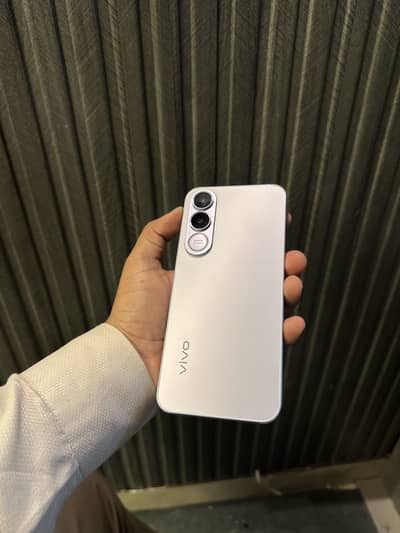 Vivo V70 FE 5G