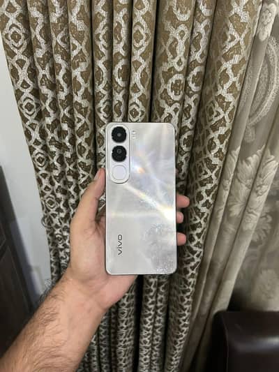 Vivo Y200