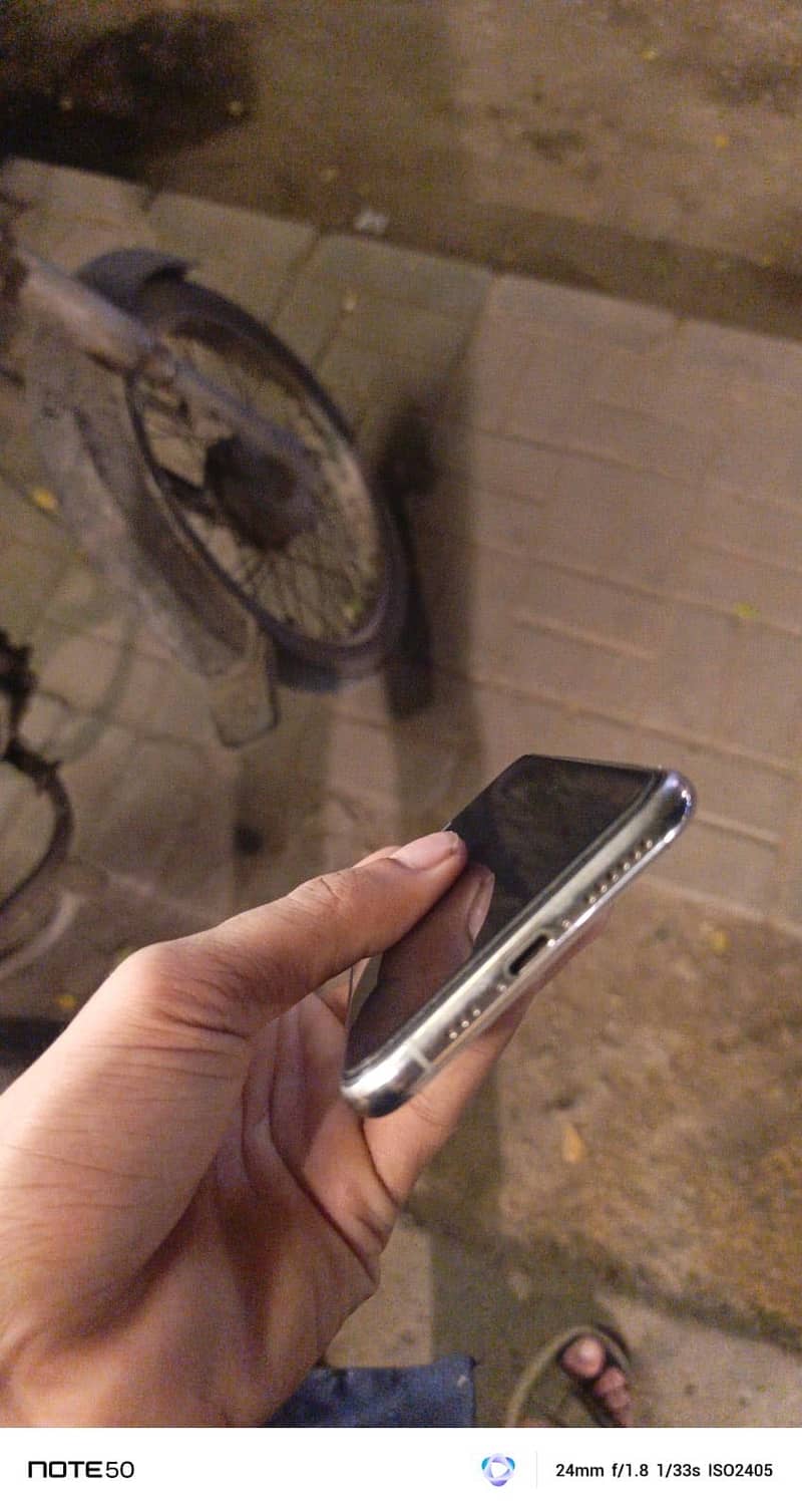 Apple iPhone 11 Pro 5