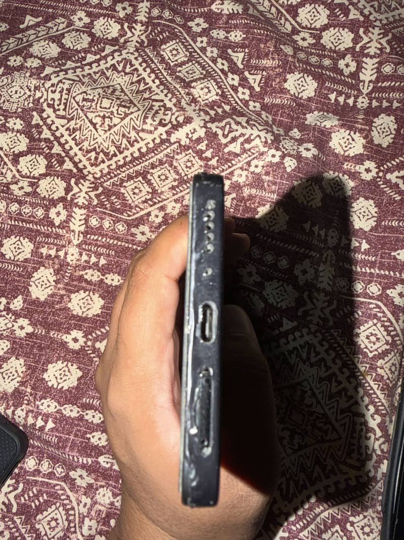 Xiaomi Redmi Note 13 Pro 4