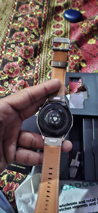 huawie gt 6 watch box open