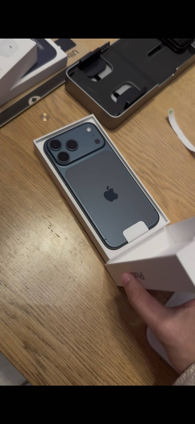 Iphone 17 pro max 1