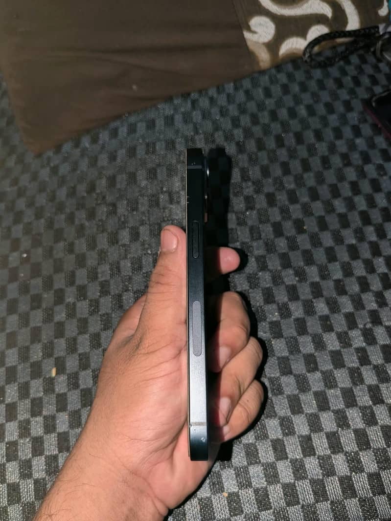 Apple iPhone 14 1