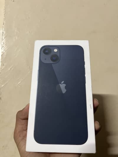 Apple iPhone 13