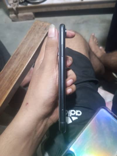Apple iPhone XR