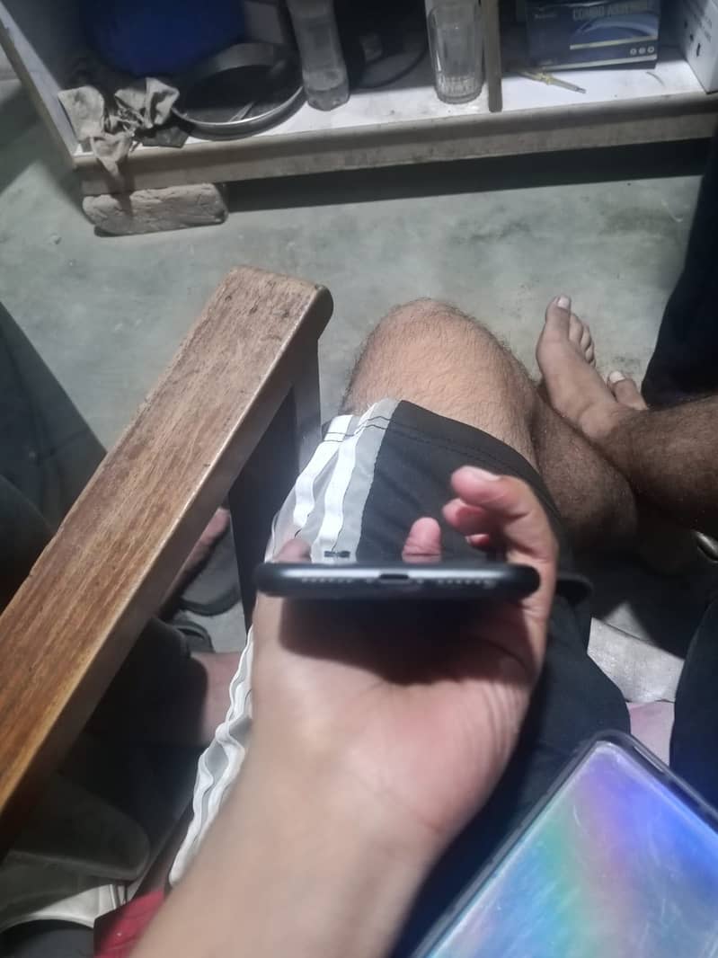 Apple iPhone XR 6
