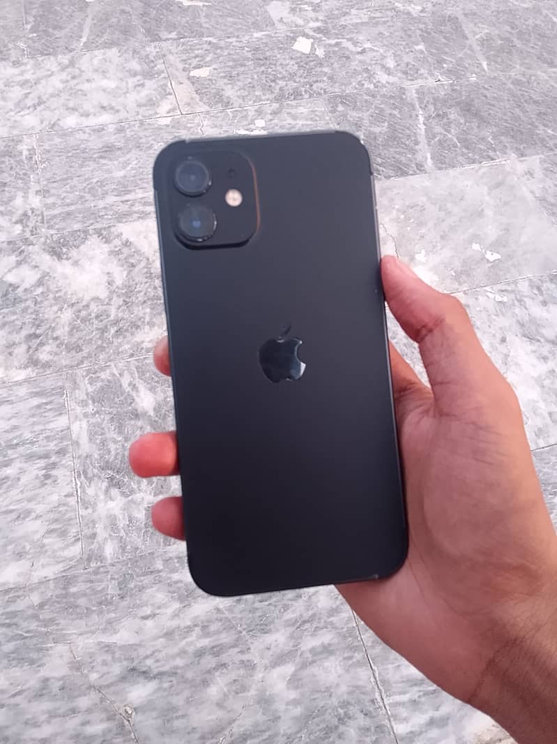 Apple iPhone 12 0