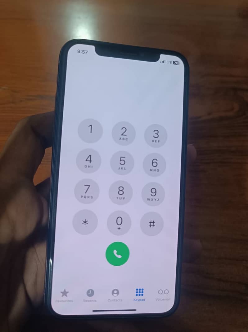 Apple iPhone XS 3