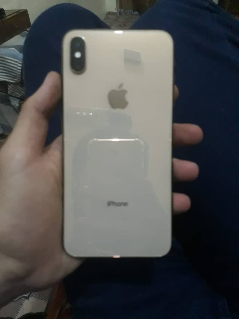 Apple iPhone XS Max 2