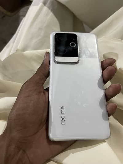 RealmeGT6