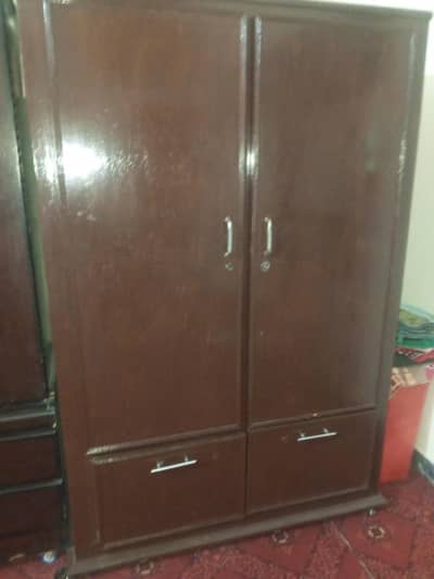wood almari