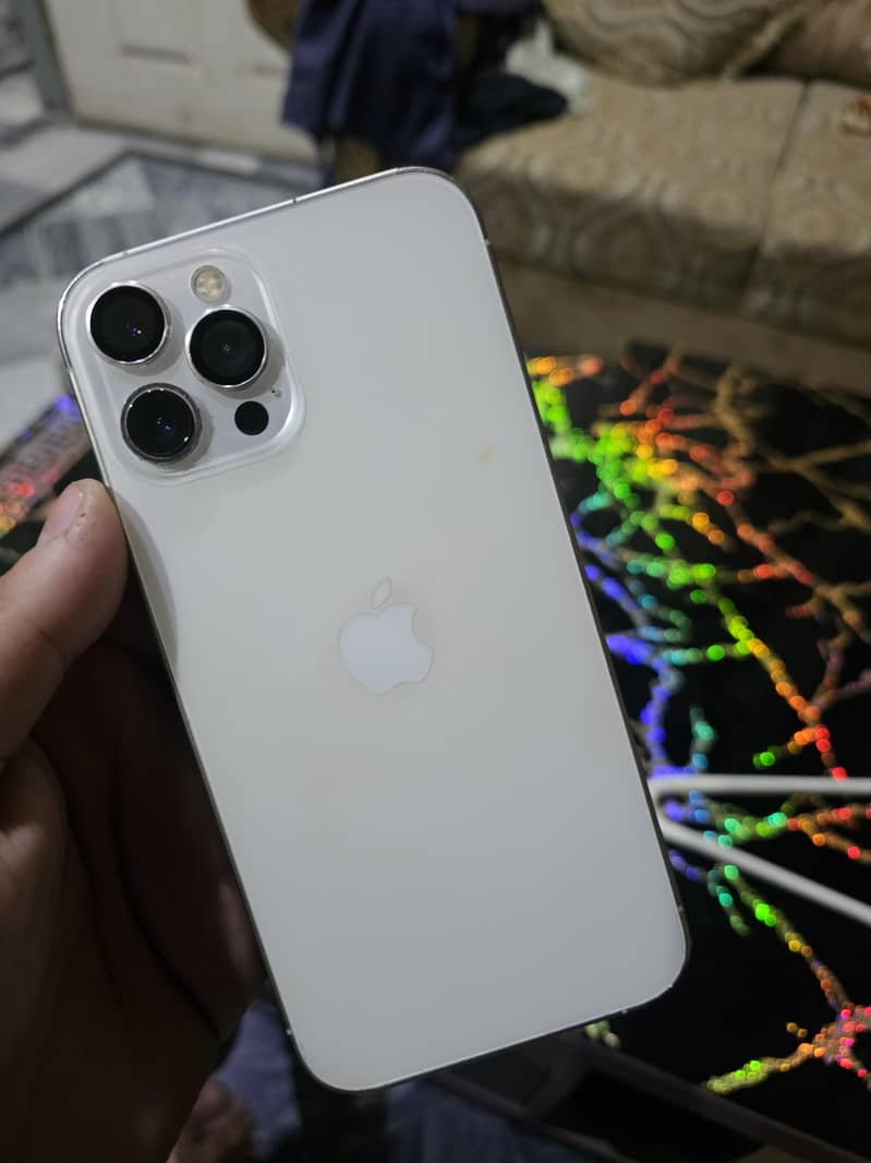 Apple iPhone 12 Pro Max 1
