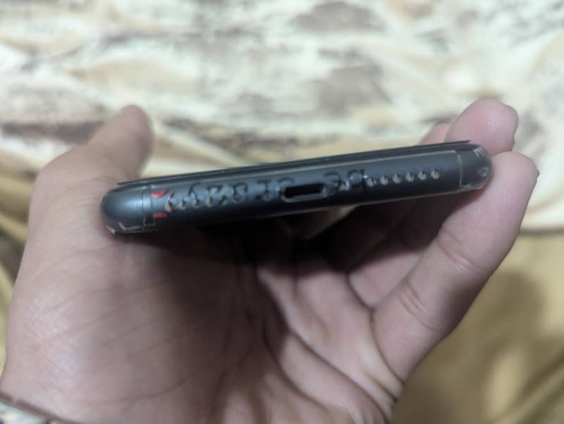 Apple iPhone 11 2