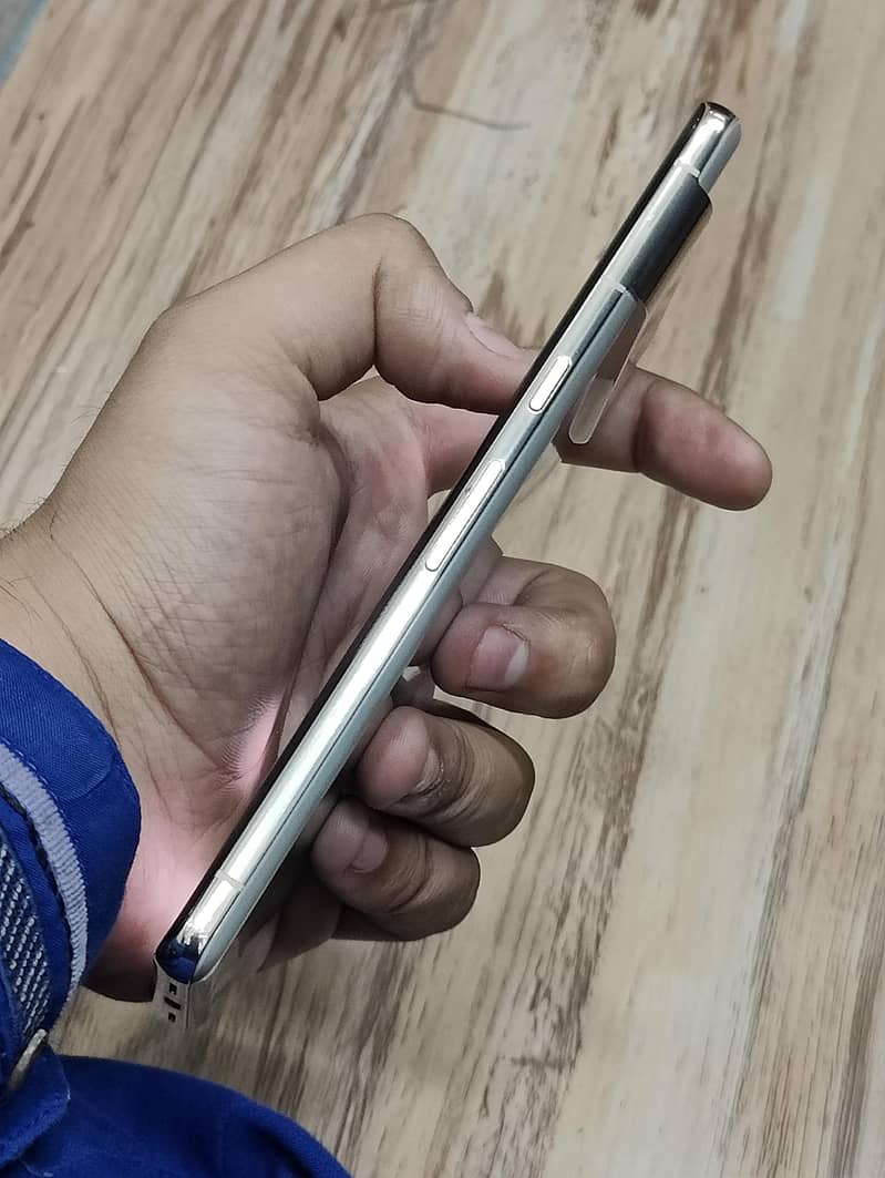 Google Pixel 7 Pro 2