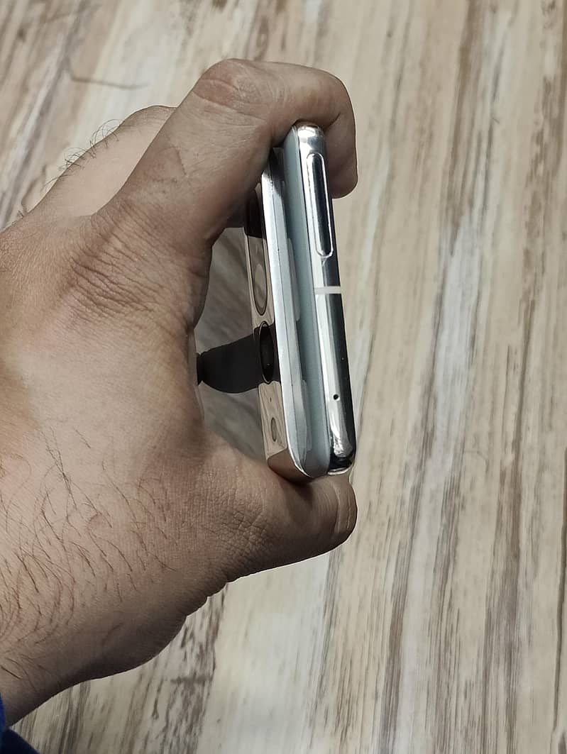 Google Pixel 7 Pro 4