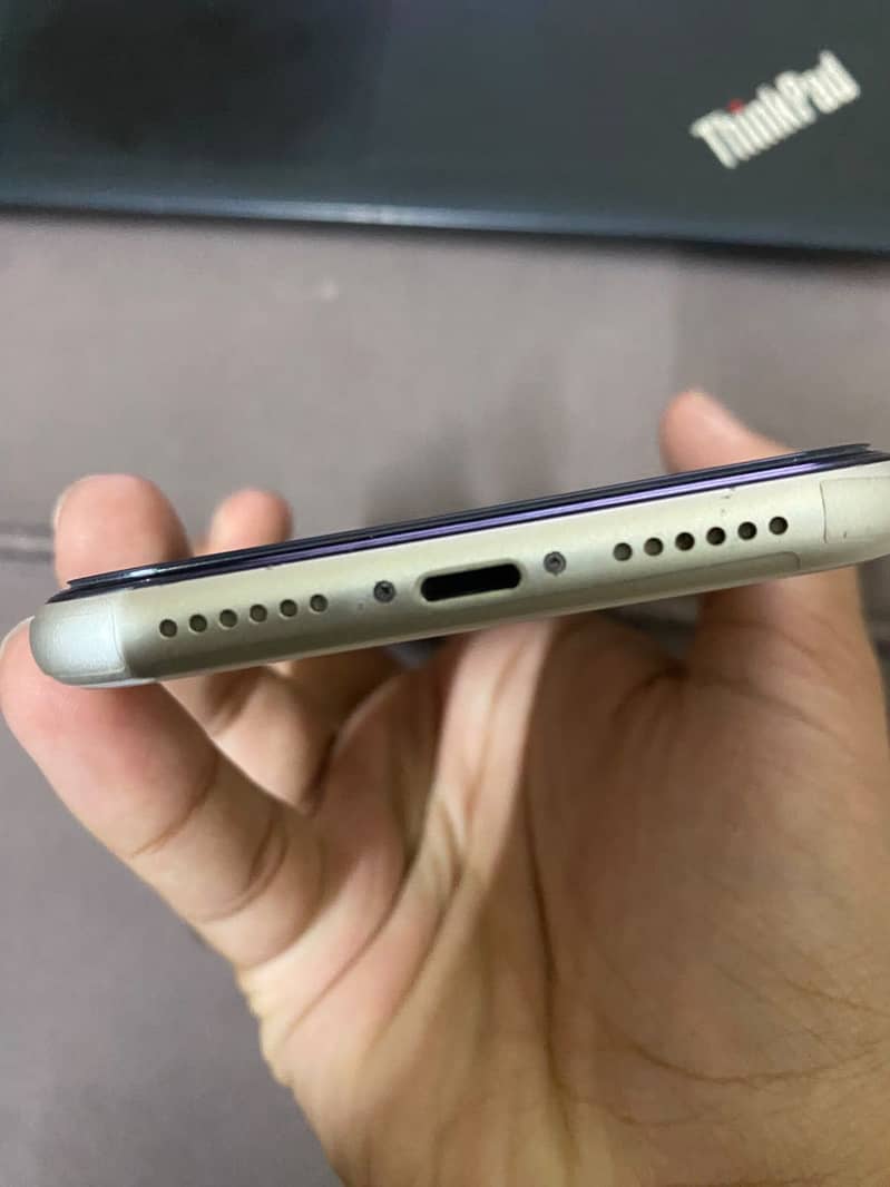 Iphone 11 4