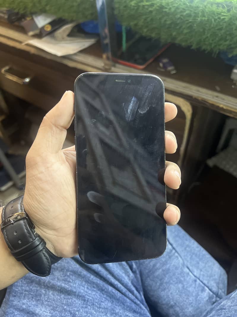 Apple iPhone 12 Pro 3