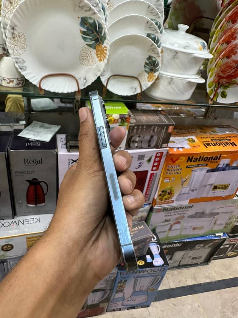 iphone 13 pro 2