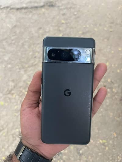 Google Pixel 8 Pro