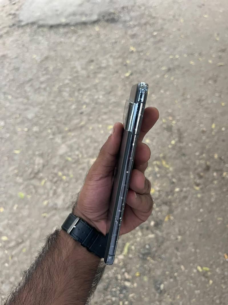 Google Pixel 8 Pro 1