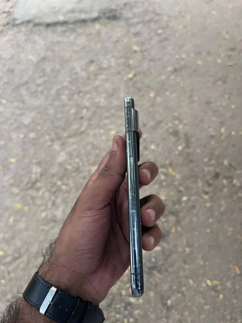 Google Pixel 8 Pro 3